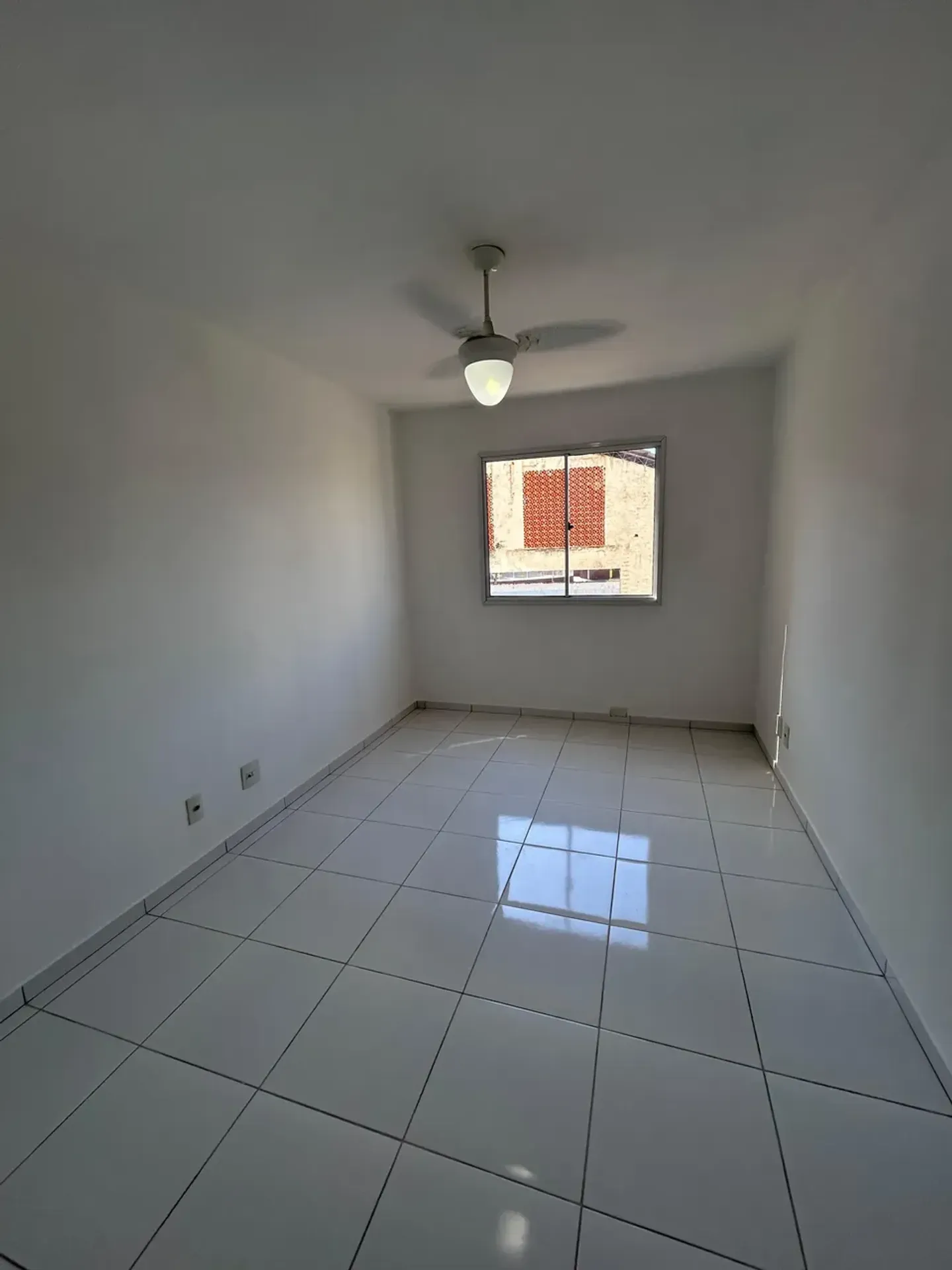 Apartamento de 3 quartos com cozinha americana e varanda — photo 28