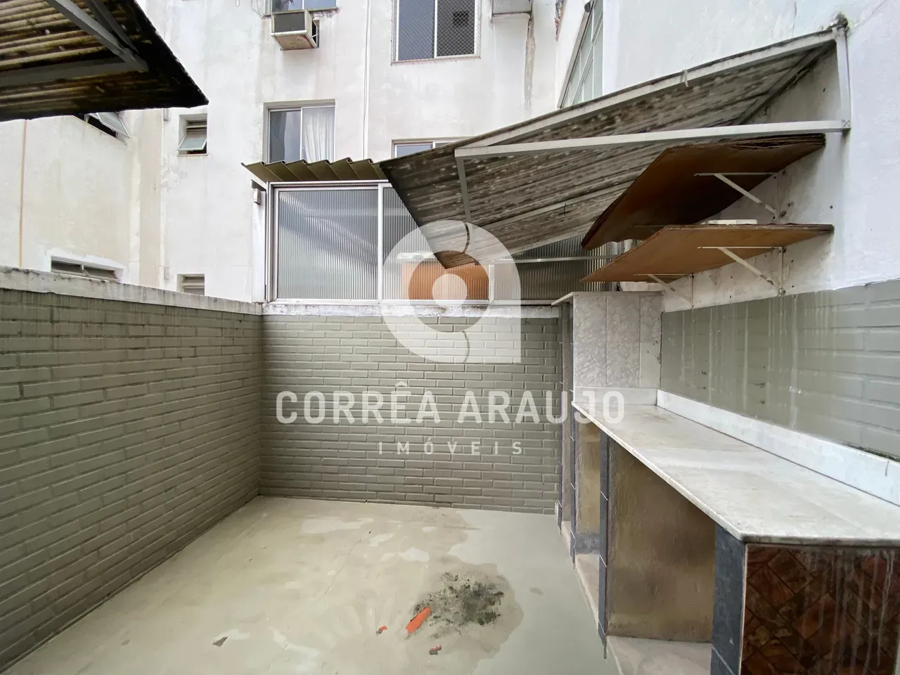 Apartment with 2 bedrooms, balcony and 1 parking space — photo 28