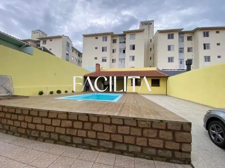 Furnished 164 m² house with 3 bedrooms and private garden — photo 14