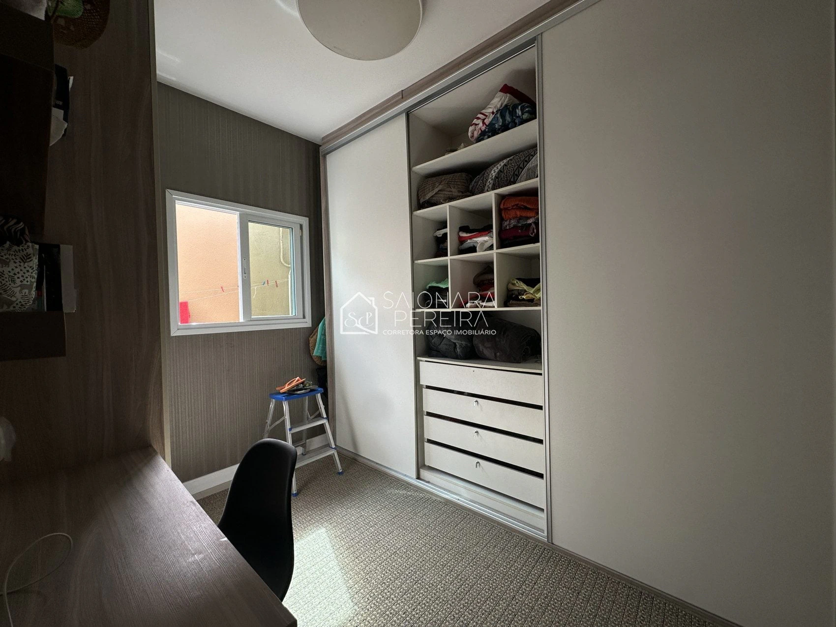 2-bedroom house with 1 en-suite bath, no parking — photo 10