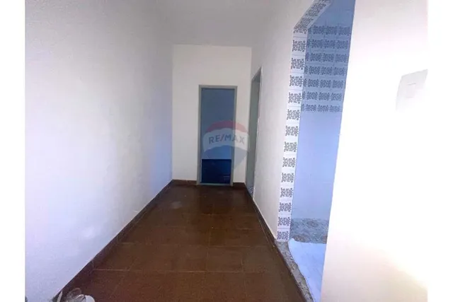 House with 1 bedroom and 1 bathroom, no parking — photo 6