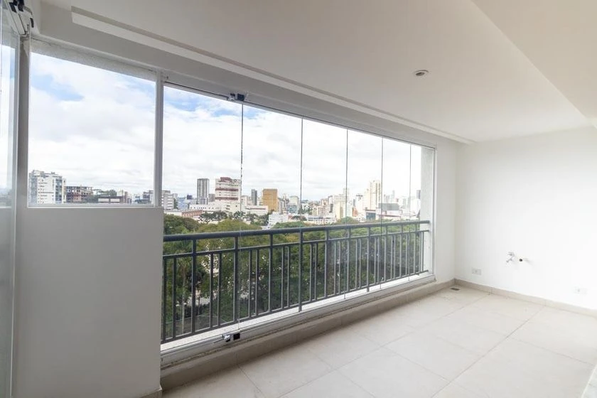 Apartment with 1 bedroom suite and 2 parking spots