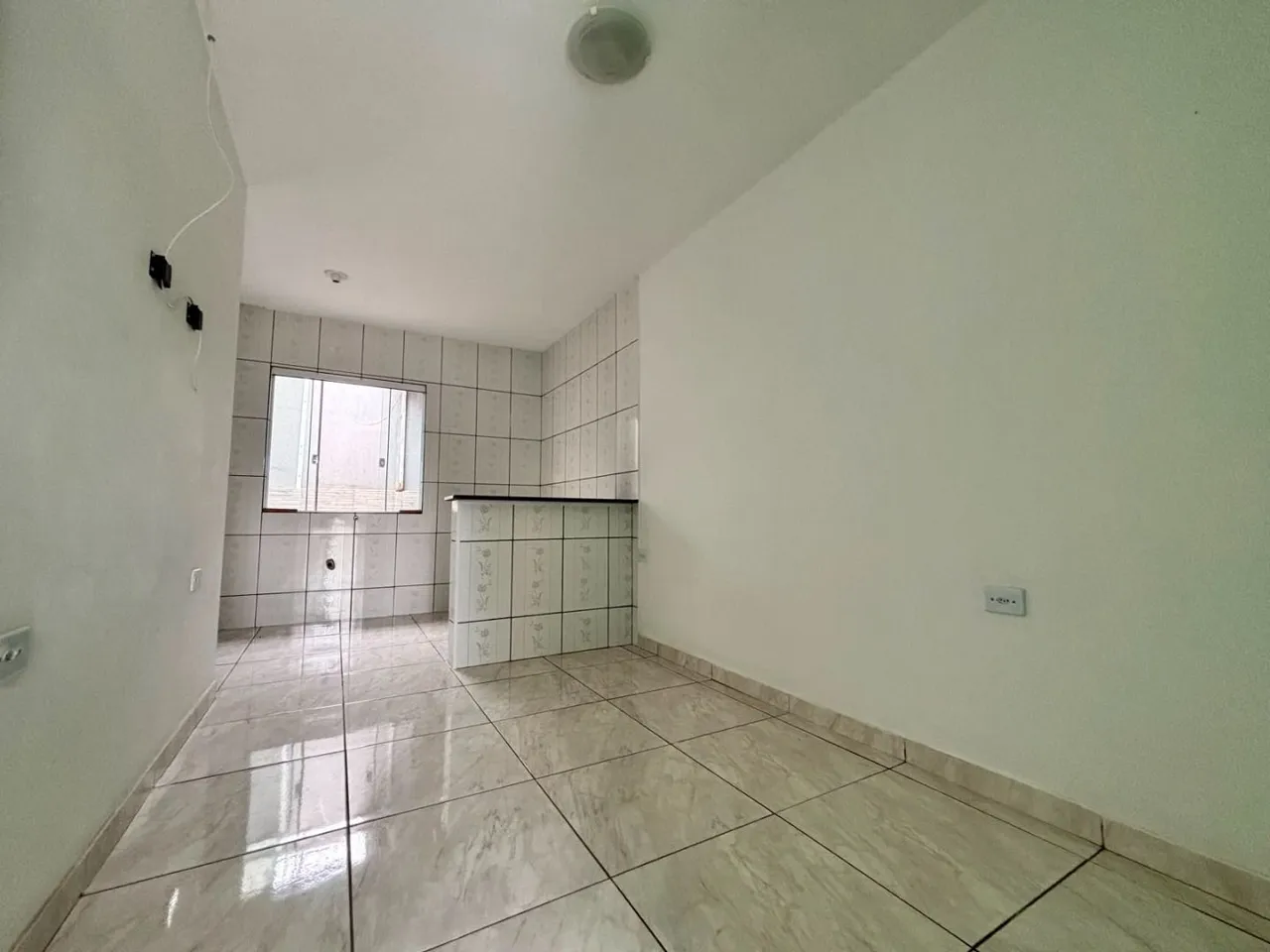 Casa com 2 dormitórios de 50 m² e vaga de 1 carro — photo 2