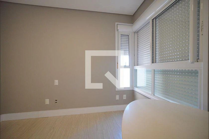 3-bedroom apartment with a water view in Florianópolis — photo 26
