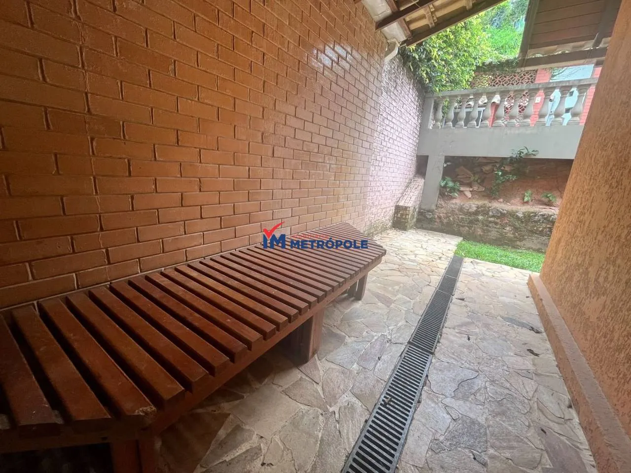 5-bedroom house with a jacuzzi in Rio de Janeiro — photo 37