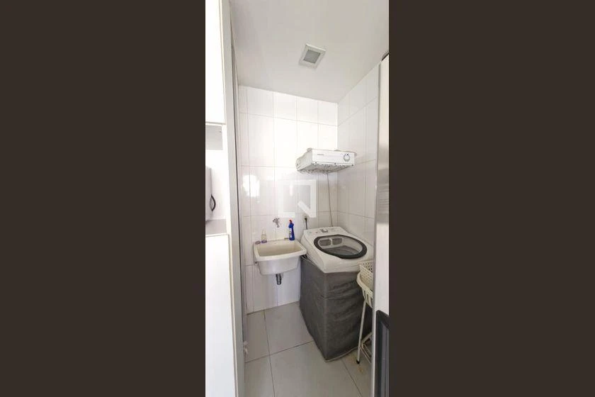Washing machine in a 4-bedroom house, 223 m² — photo 11