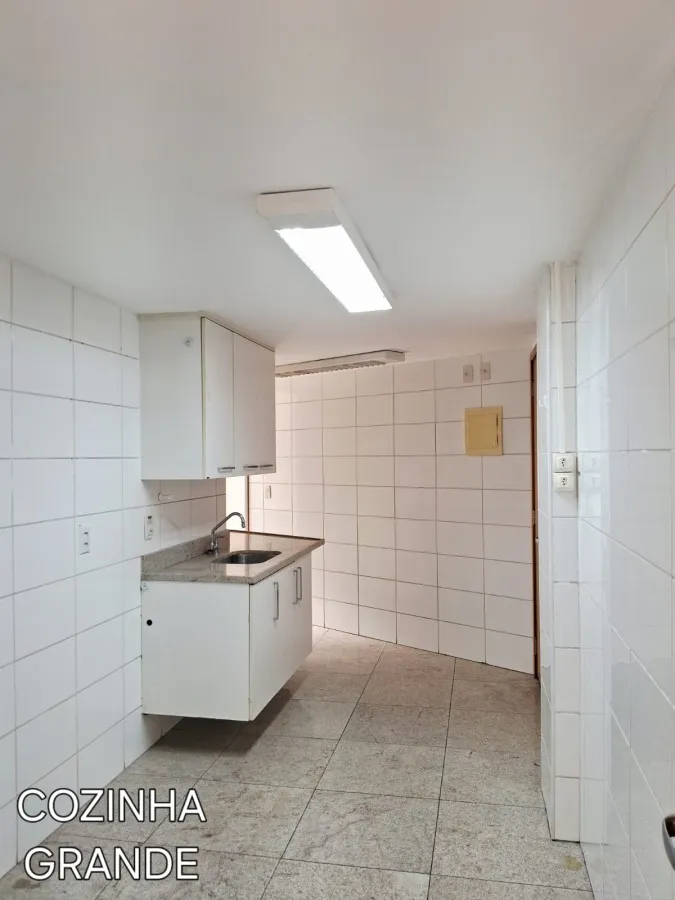 4-bedroom apartment with 2 bathrooms and 1 parking spot — photo 17