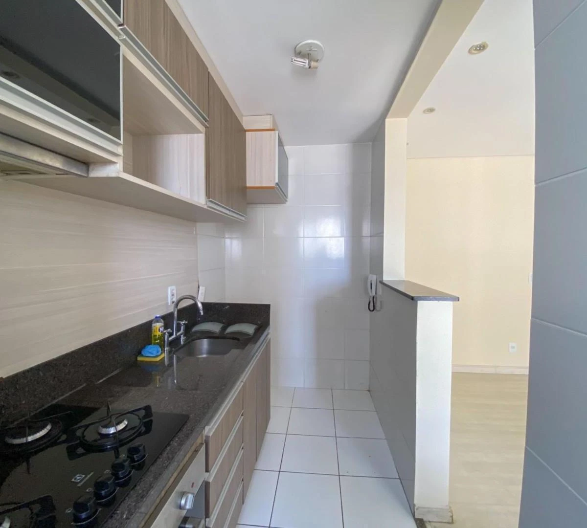 Квартира 56 м² із заскленим балконом та робочим місцем — photo 2