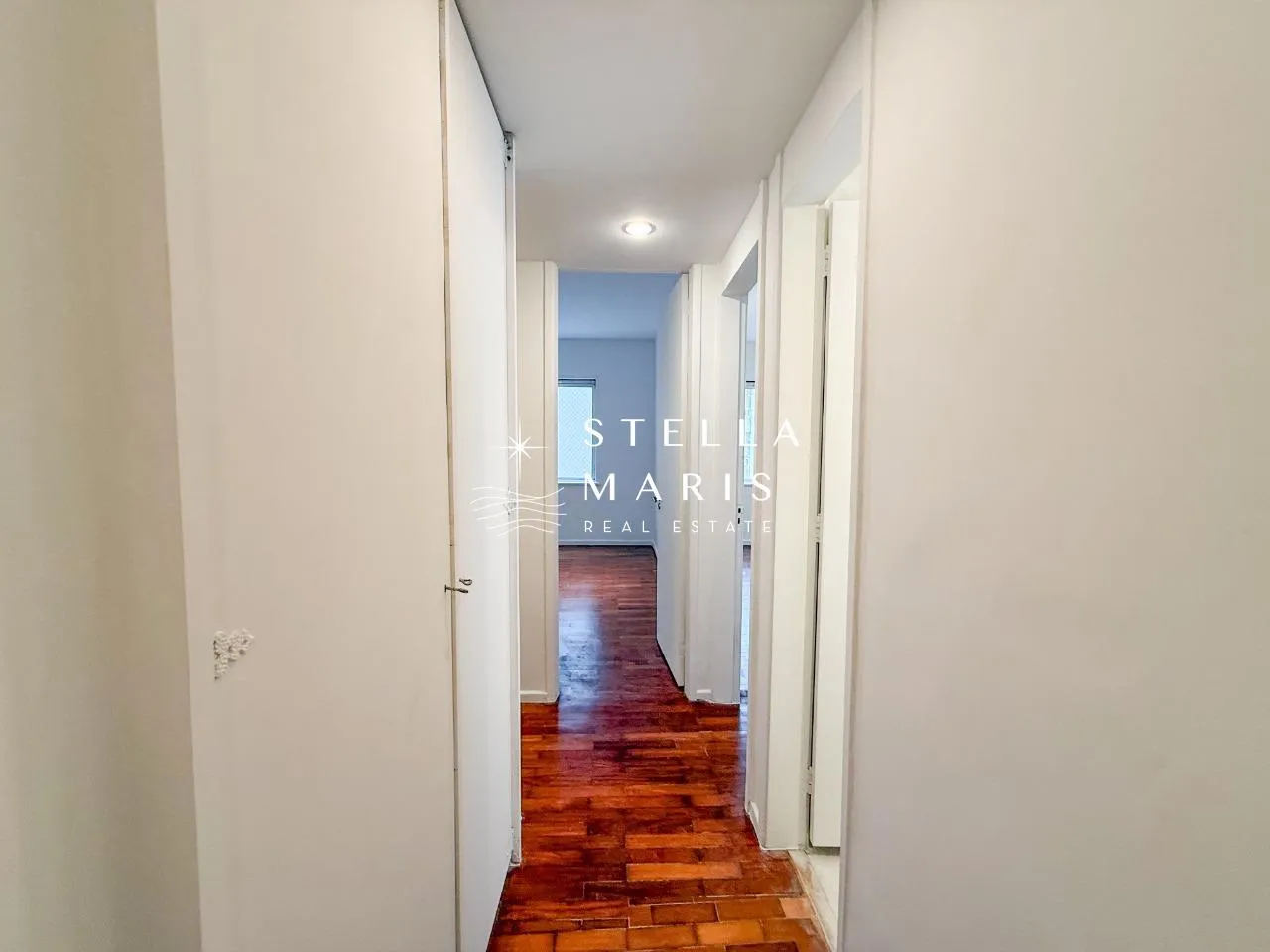Rental apartment with 3 bedrooms and 3 bathrooms — photo 18