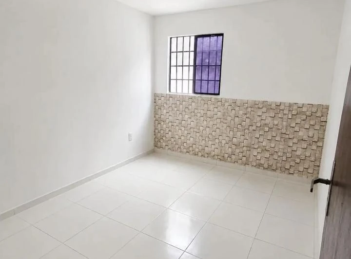 Квартира на первом этаже 65 м² с 2 спальнями и сюитом — photo 3
