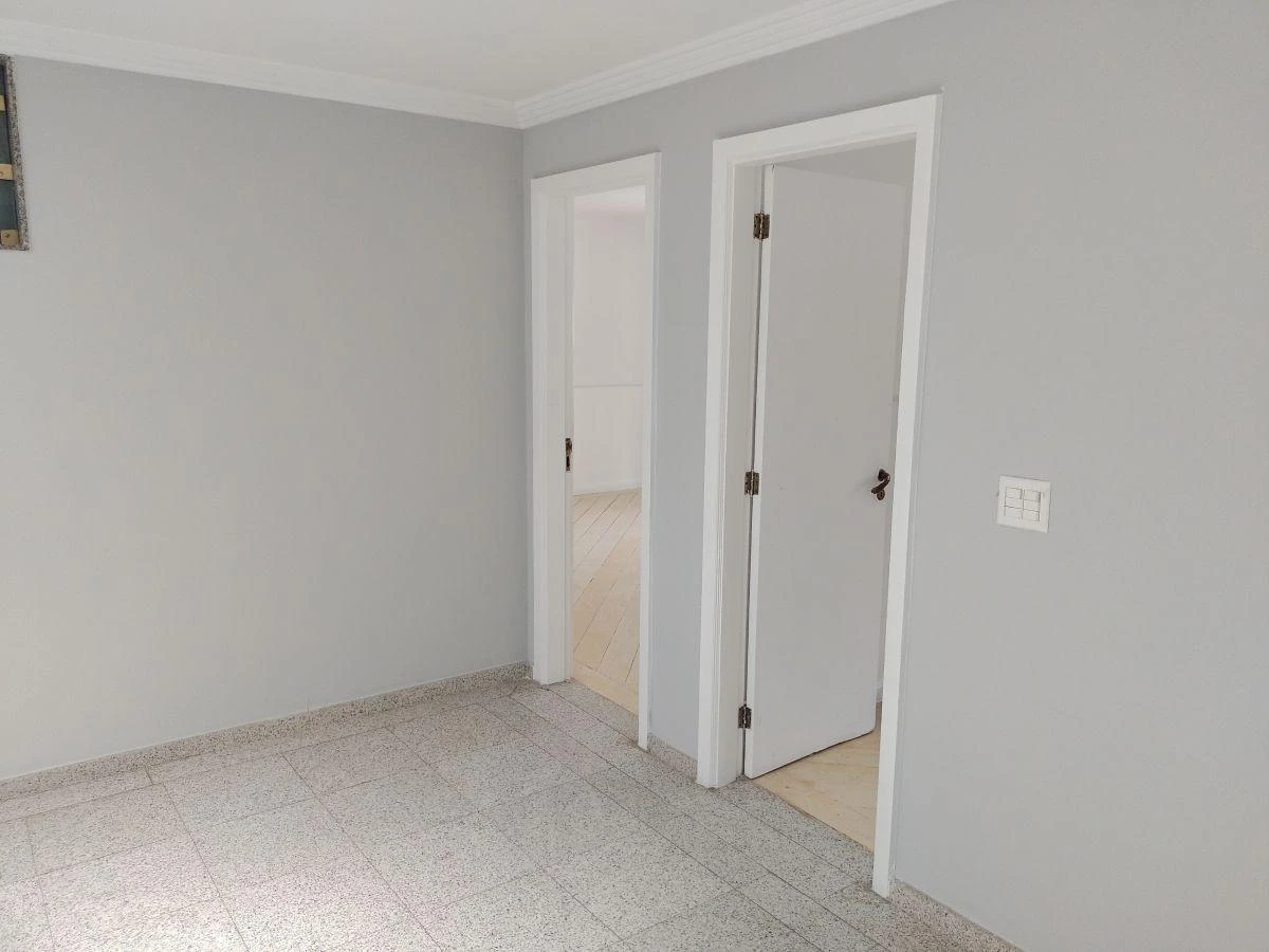 Casa de 650 m² con 6 suites y 5 plazas — photo 2
