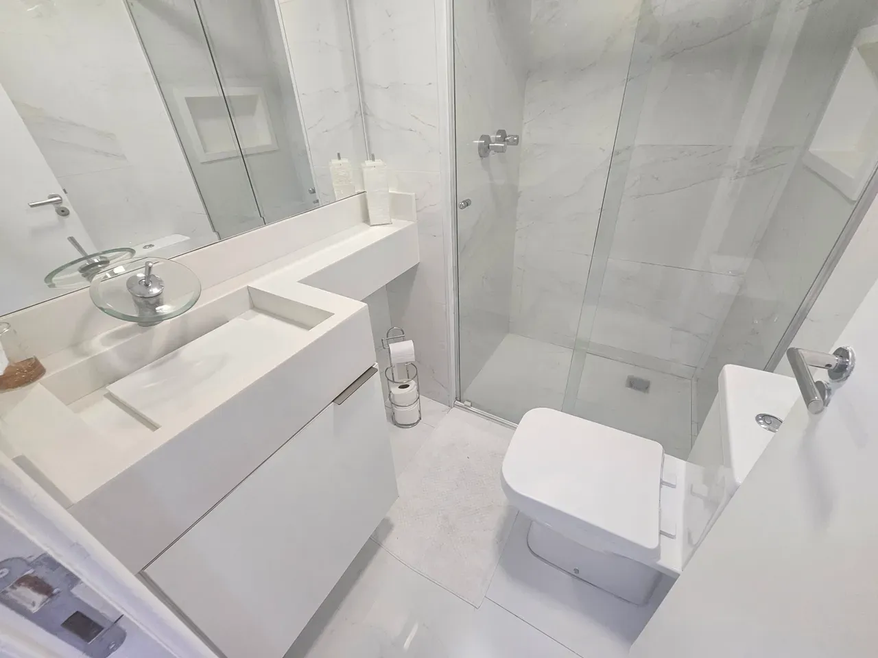 Apartamento com 5 quartos e 5 banheiros em 215 m² — photo 26