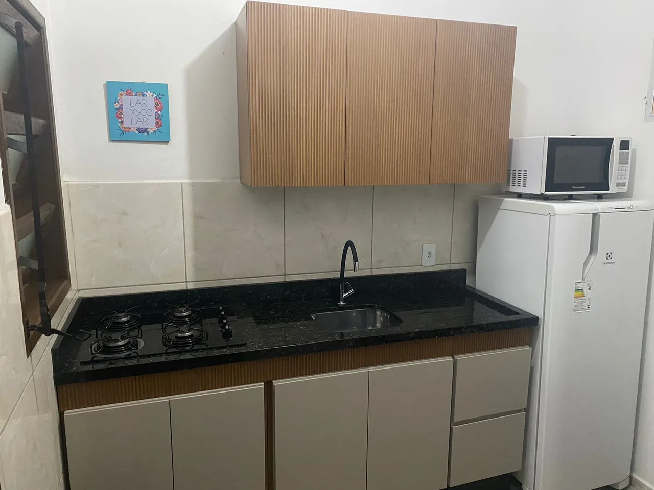 Furnished 1-bedroom apartment with 1 parking spot — photo 9