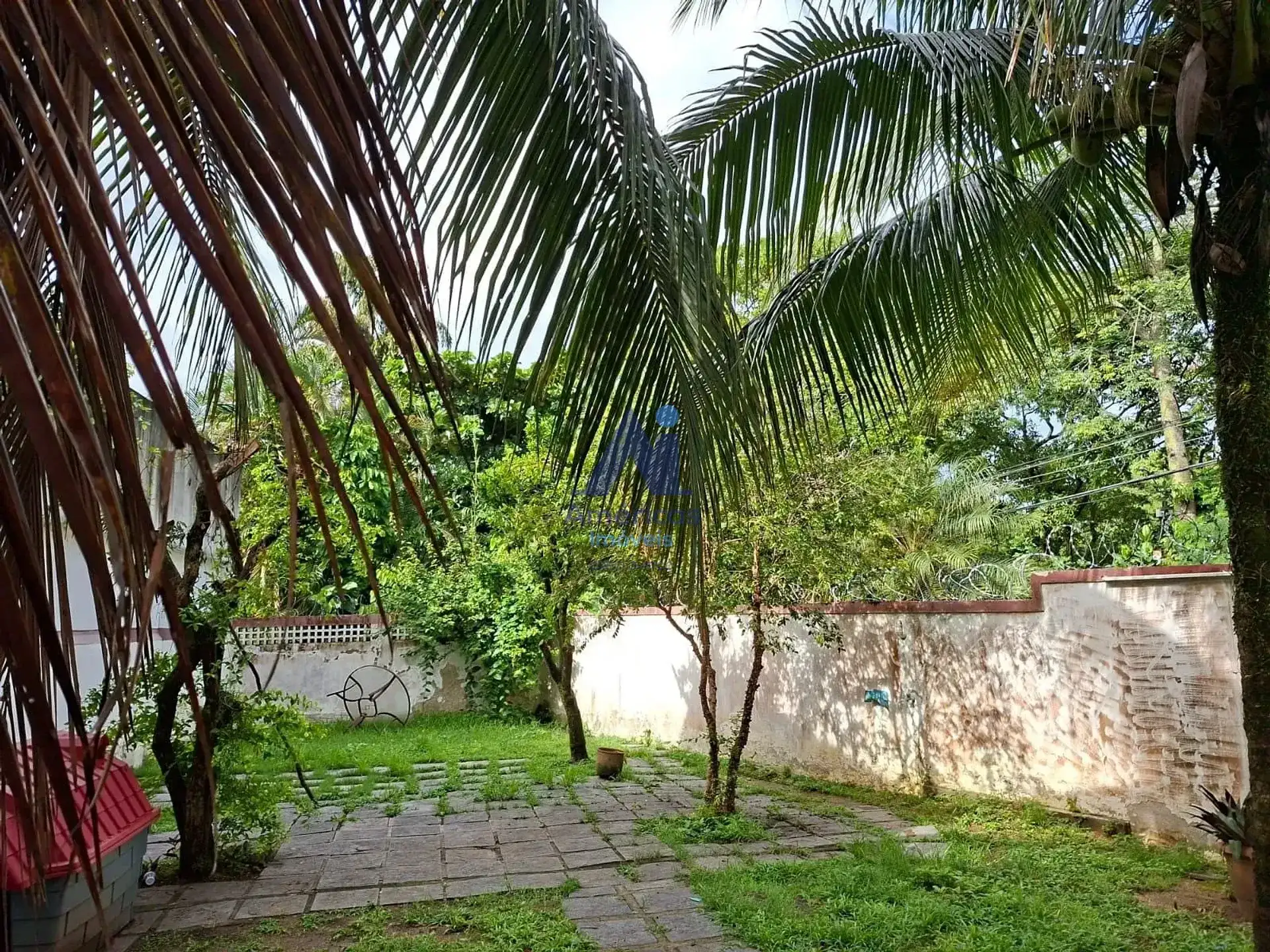 Casa sem mobília com churrasqueira na varanda — photo 64