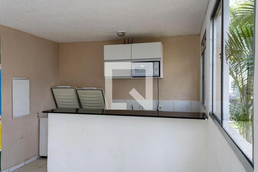 Apartamento para aluguel com 2 quartos e 1 banheiro — photo 40
