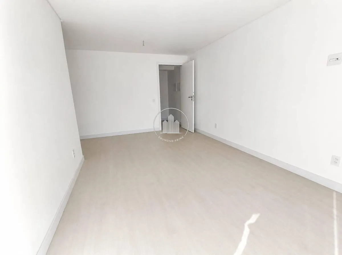 Apartment with 3 bedrooms and 2 en-suites with balcony — photo 28