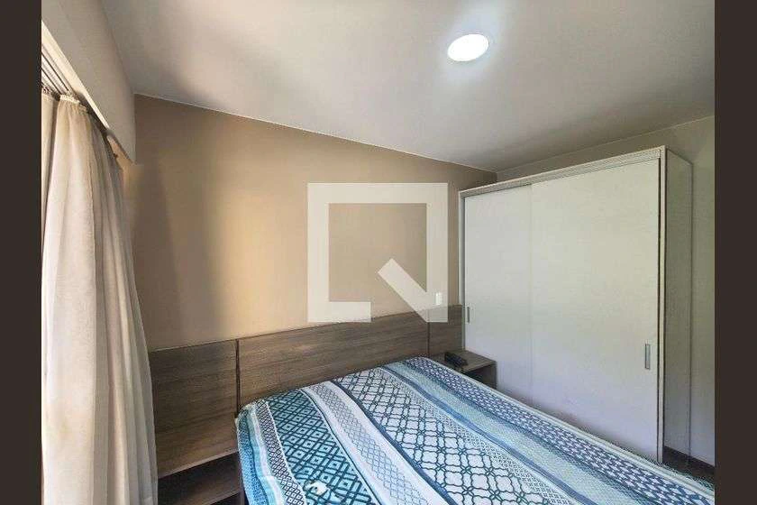 Furnished 62 m² apartment with 2 en-suite bedrooms — photo 6