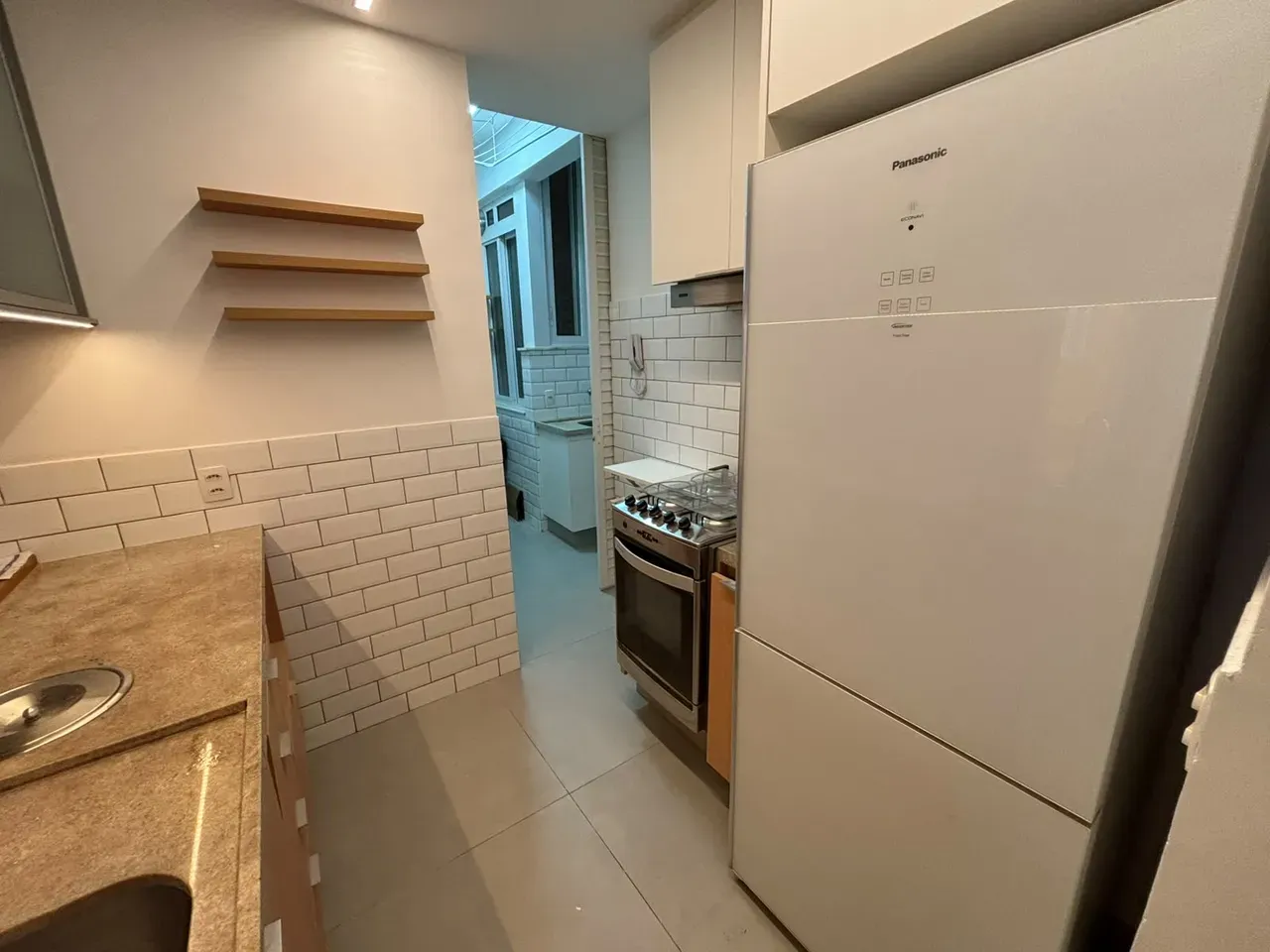 Departamento, 77 m², con ventanales de piso a techo — photo 16