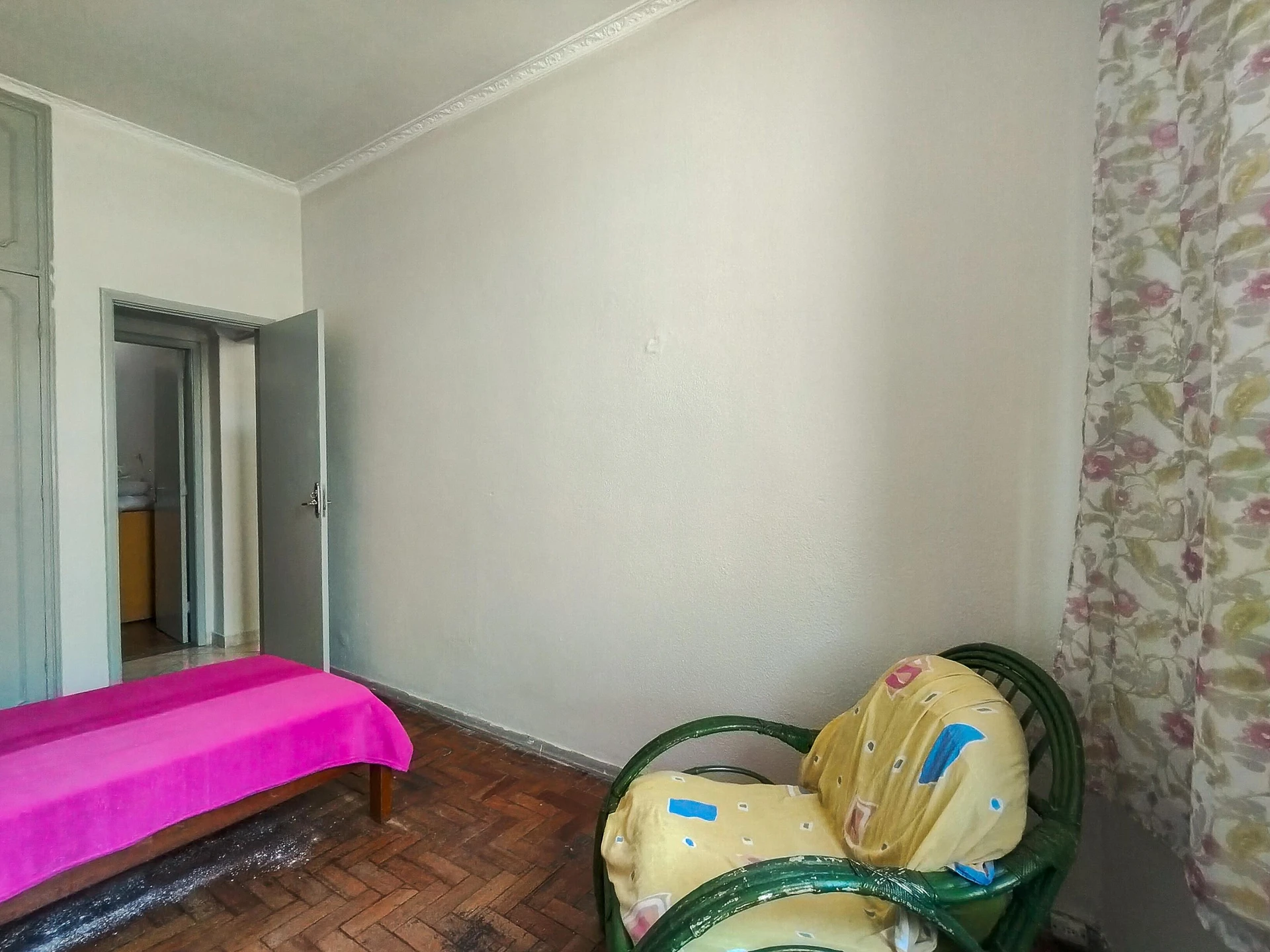 Home office in a 3-bedroom apartment, 70 m² — photo 15