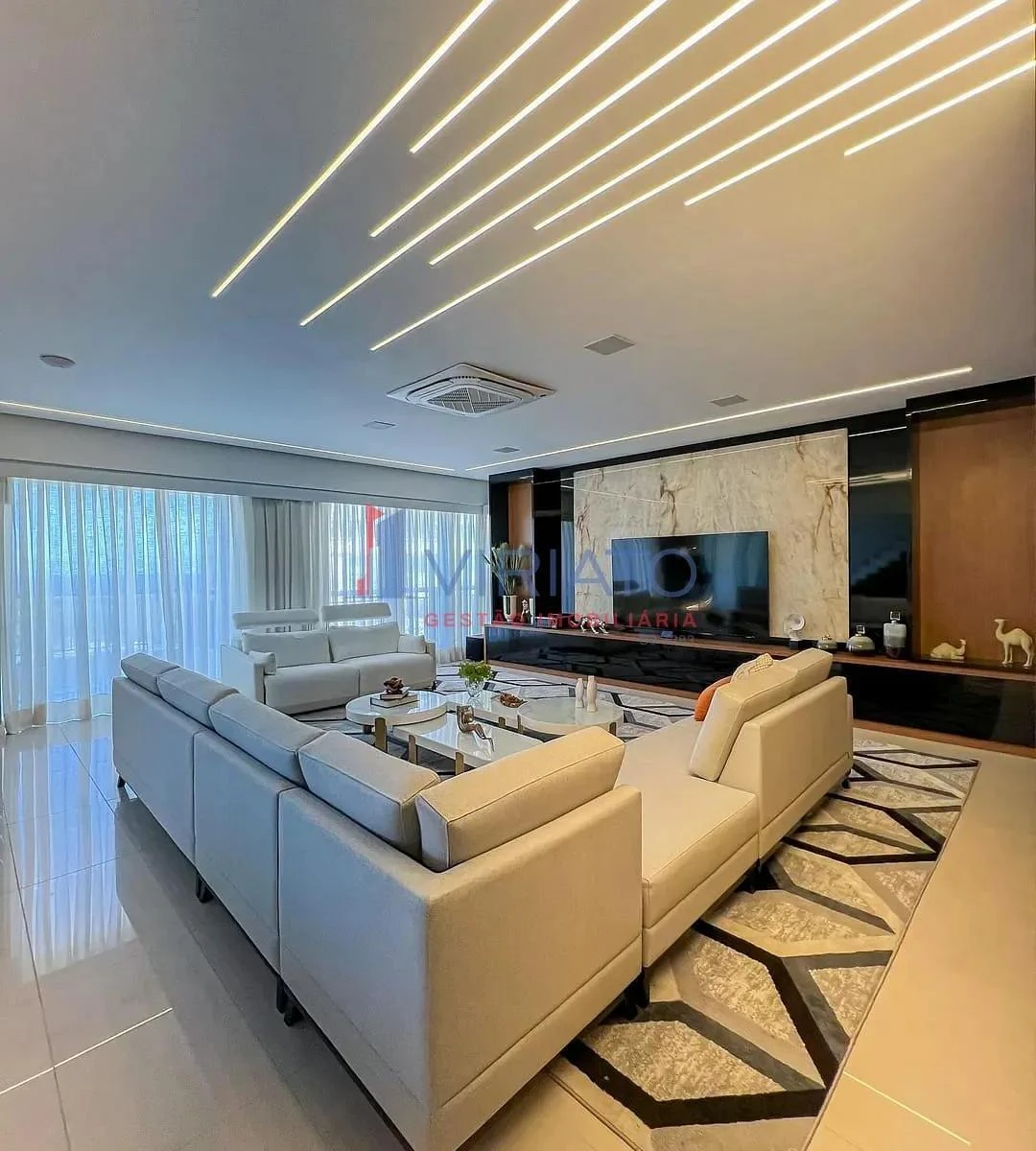 Duplex penthouse with 4 en-suite bedrooms and 600 m²
