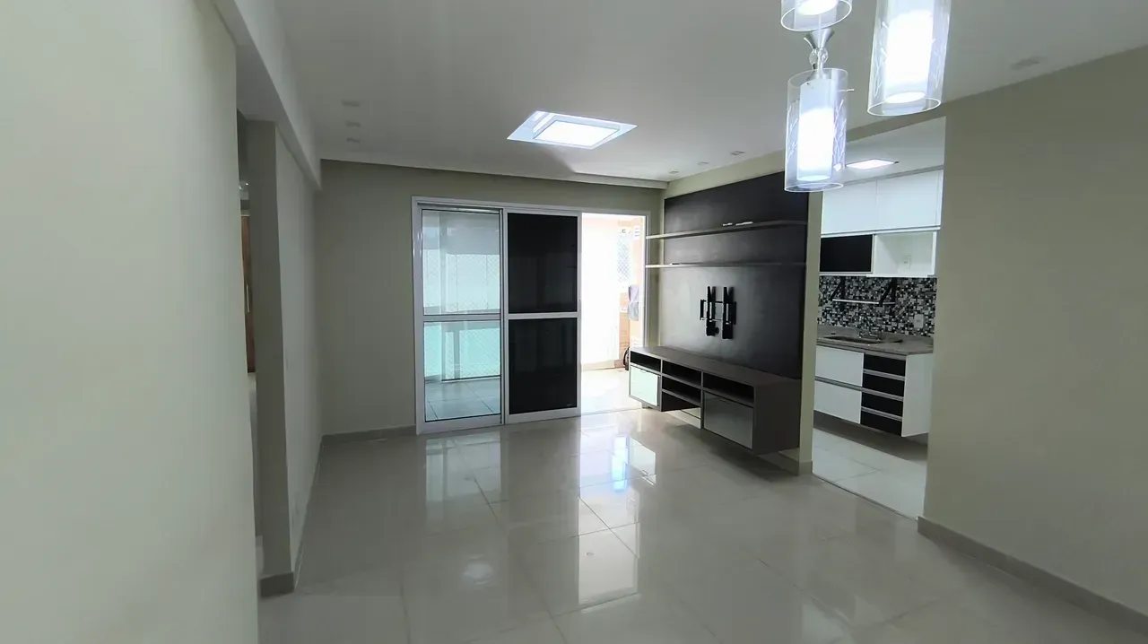 86 m² unfurnished apartment with 3 bedrooms and open-plan kitchen — photo 3