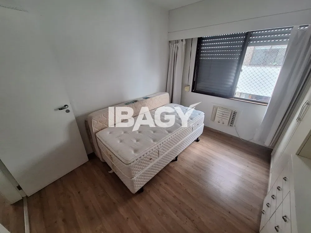 170 m² unfurnished apartment with 3 bedrooms and suite — photo 12