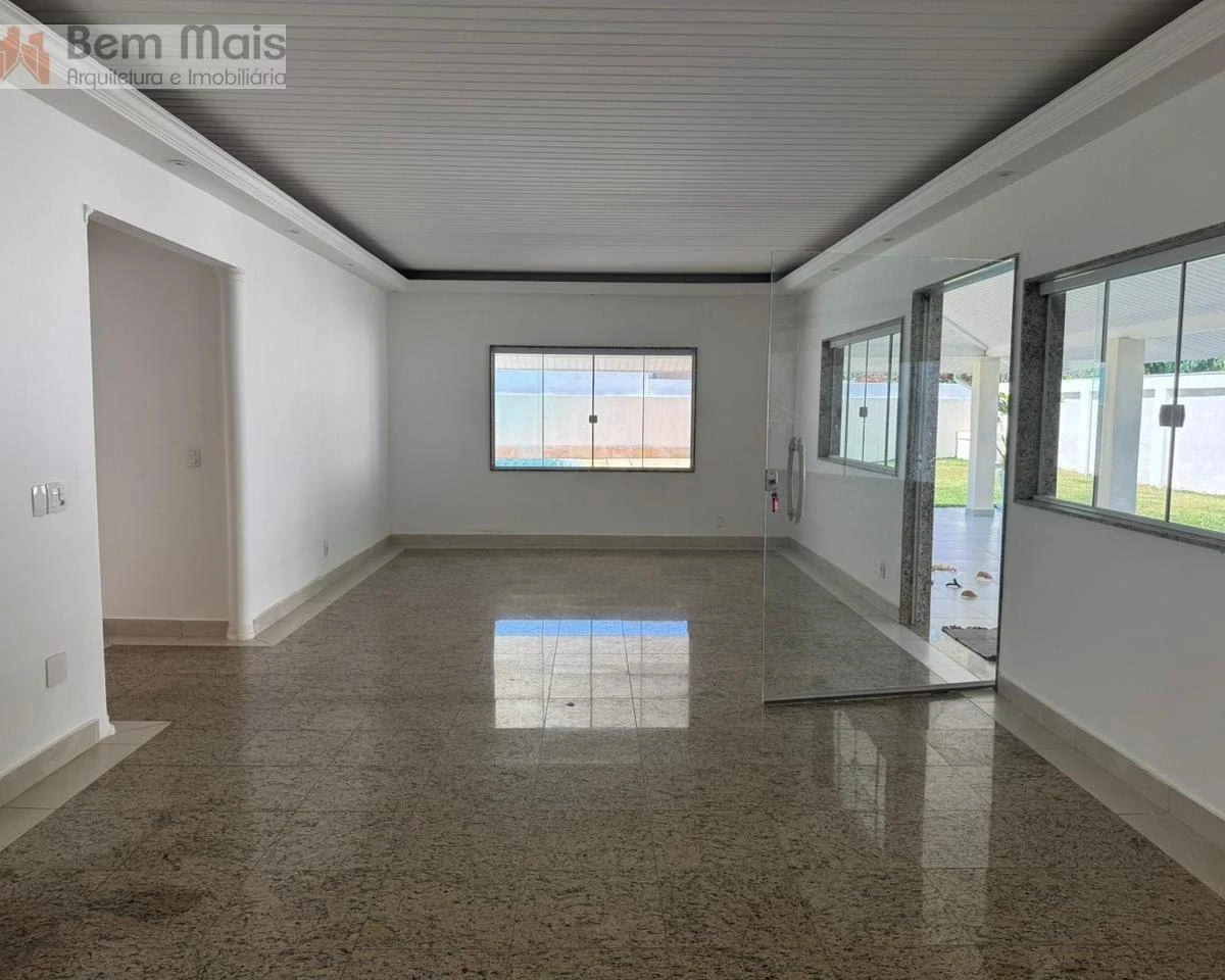 Casa sem mobília com ar-condicionado e 4 quartos — photo 22