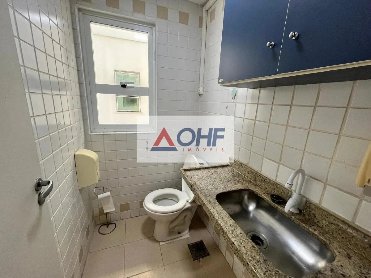 1-bedroom apartment with 300 m² and 6 parking spaces — photo 11