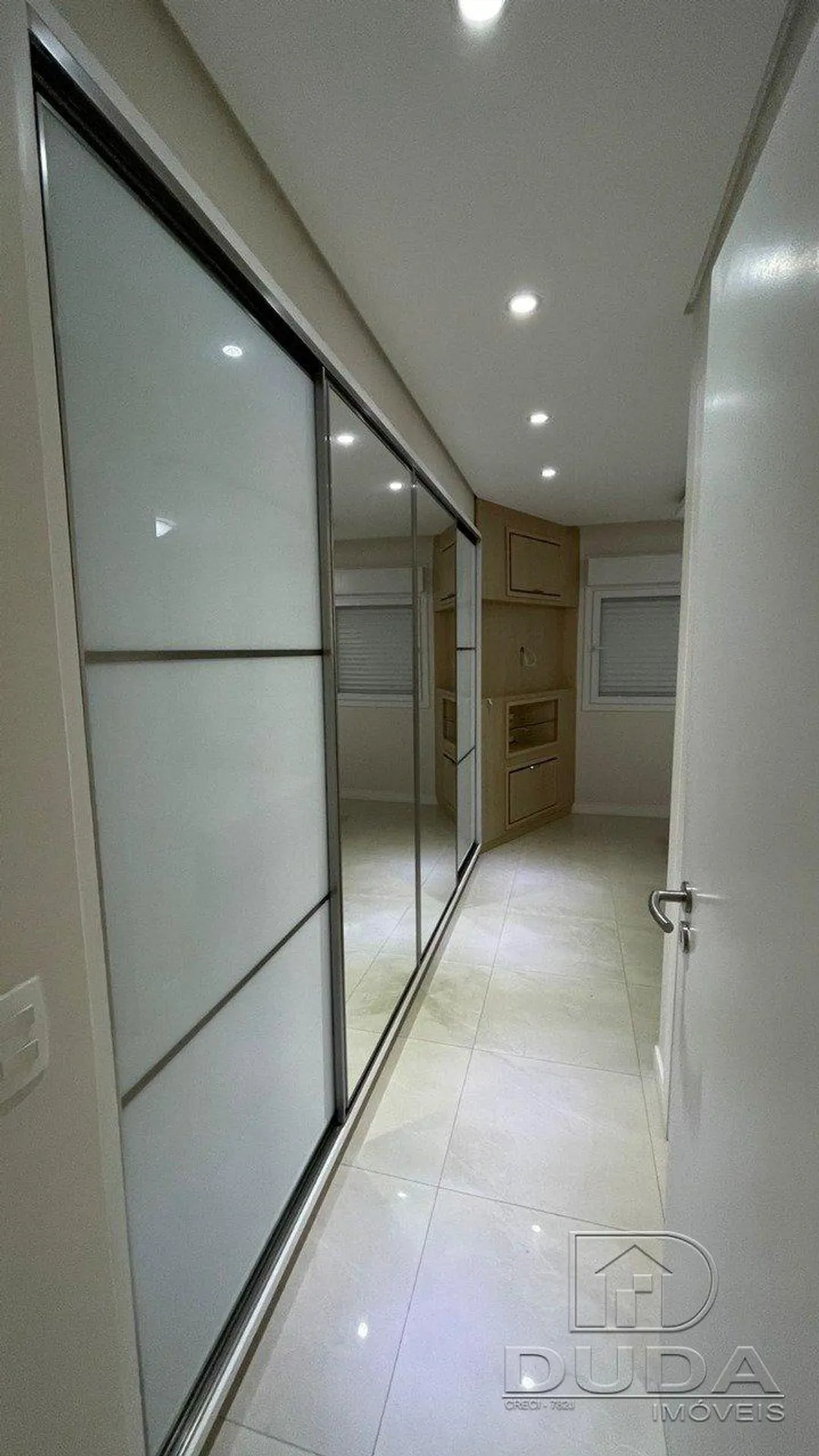 Apartment on the 1st floor with a home office — photo 9