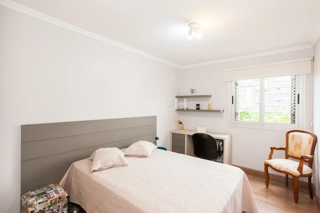 4-bedroom apartment with 219 m² and 2 parking spots — photo 16