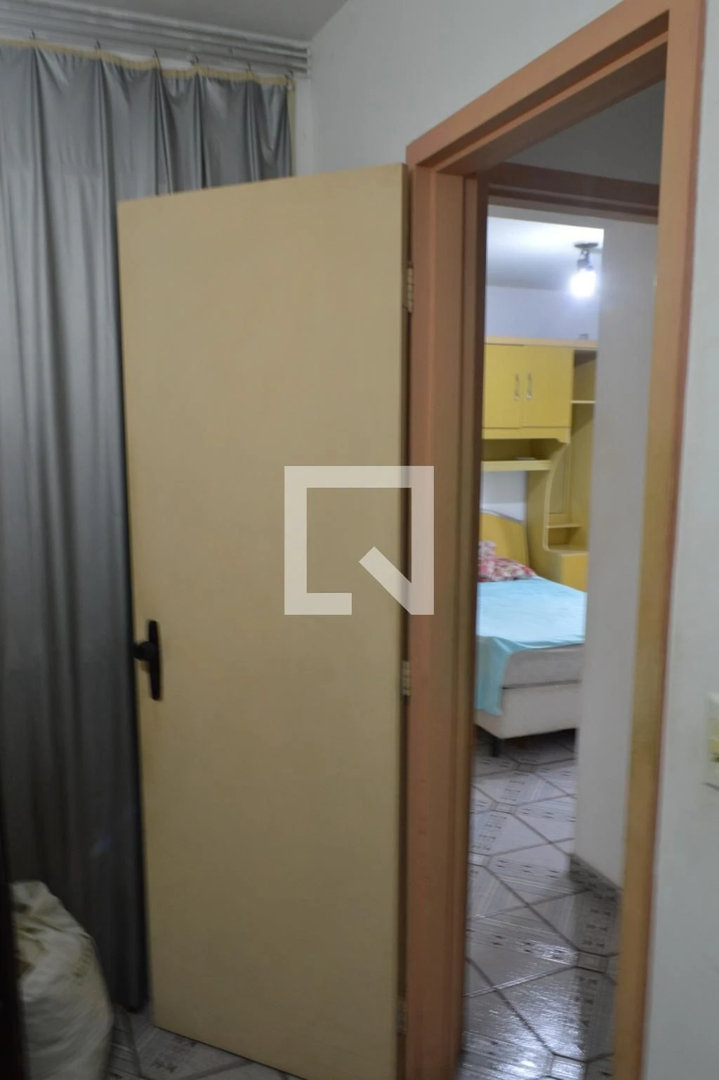 Furnished apartment with 3 bedrooms and a balcony — photo 22