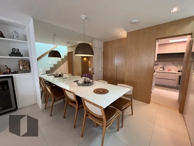 Furnished apartment with 3 bedrooms and 4 bathrooms — photo 15