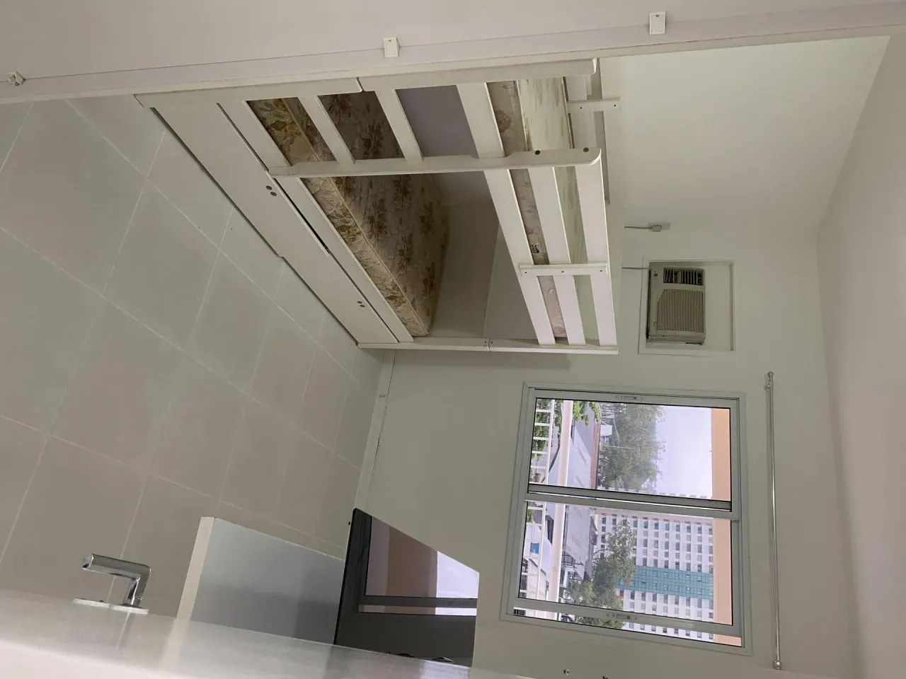 Apartamento mobiliado de 2 quartos com 1 vaga e varanda — photo 5