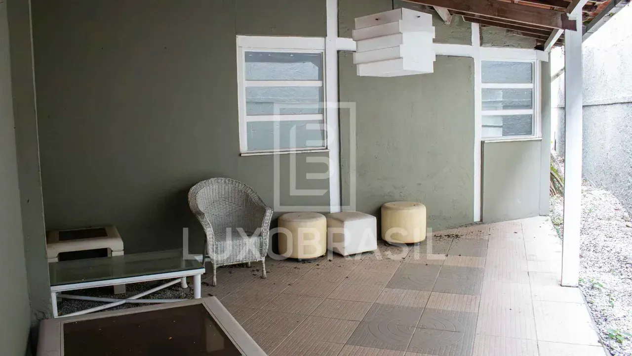 Casa com 5 quartos, 647 m² e churrasqueira na varanda — photo 7