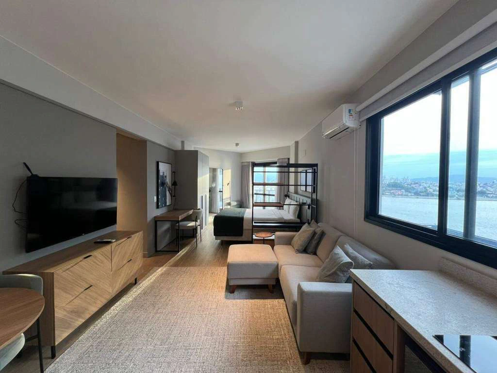 Furnished 42 m² apartment with an open-plan kitchen — photo 4