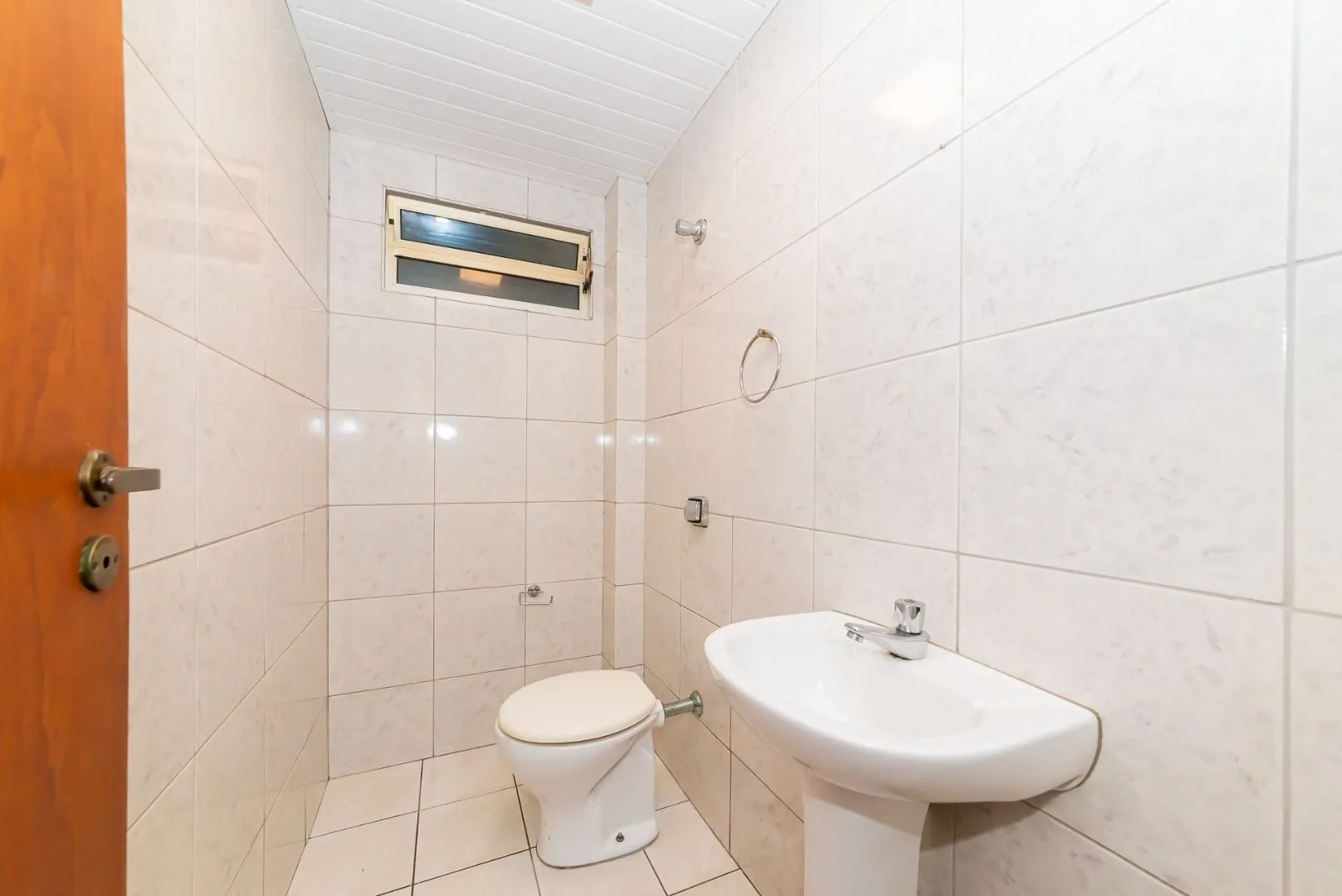 House, 170 m², with a jacuzzi — photo 10