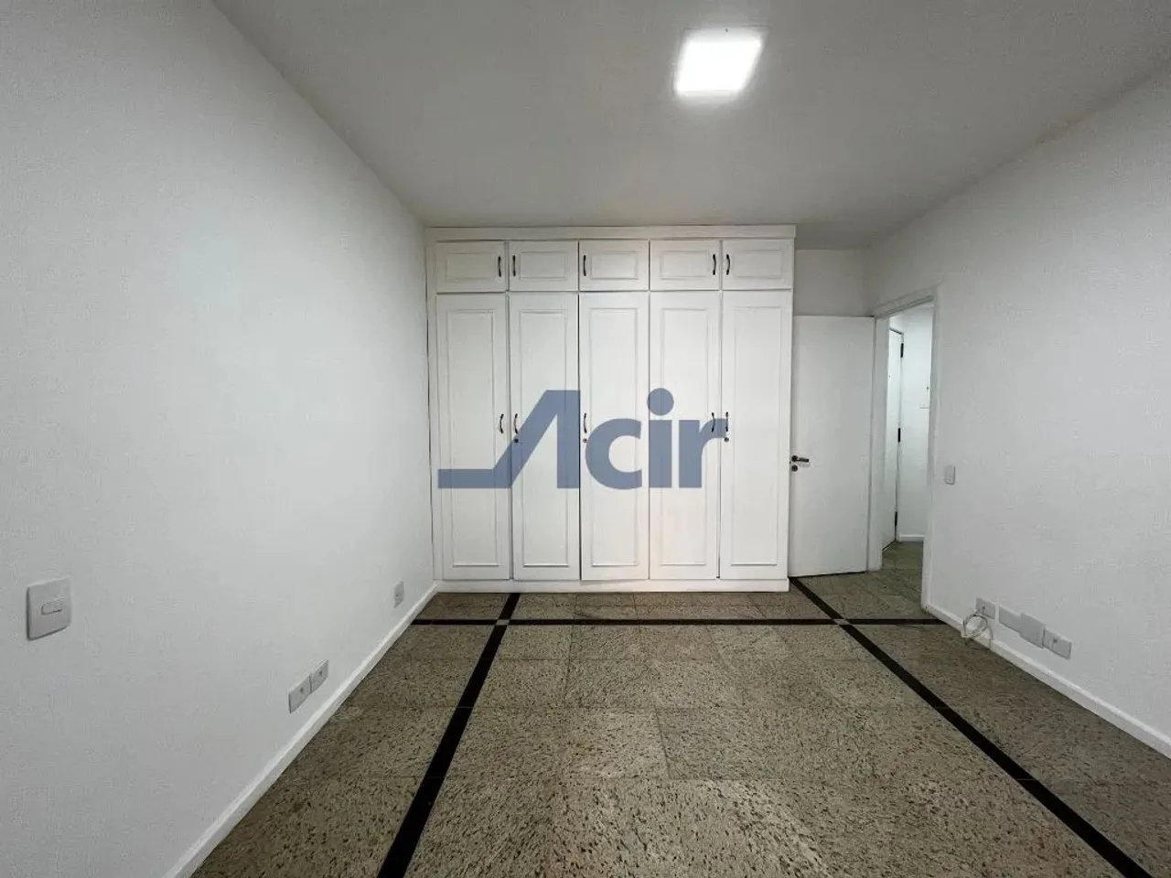 Apartamento com 2 quartos e 2 banheiros, 90 m² — photo 10