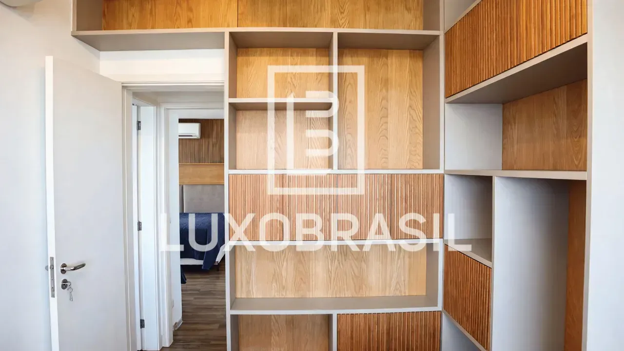 Furnished 3-bedroom apartment with open-plan kitchen — photo 19