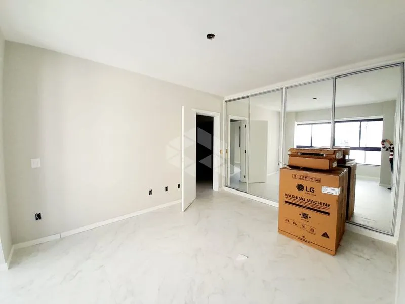 Duplex penthouse with 3 bedrooms and 303 m² — photo 16