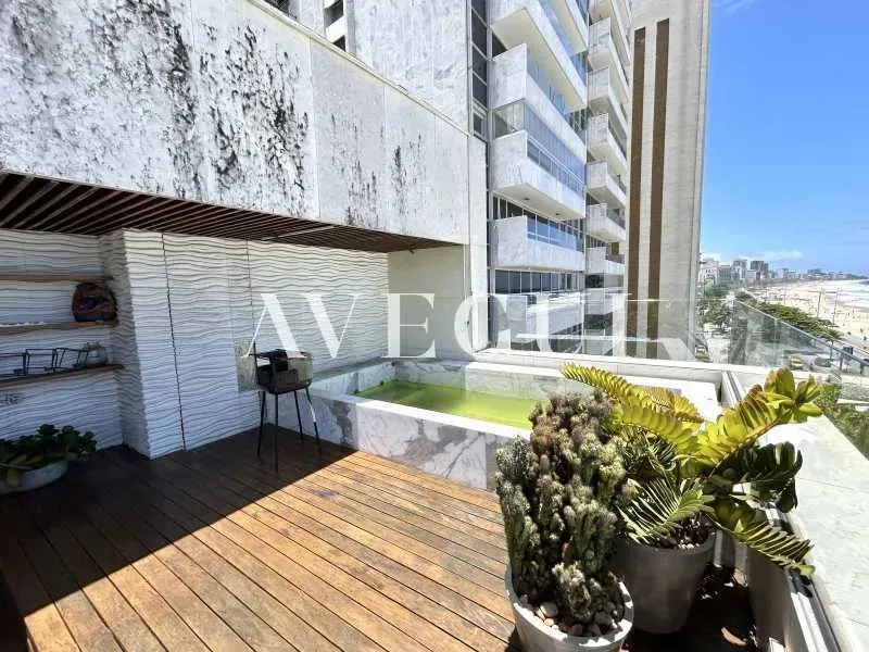 Duplex penthouse with 3 bedrooms and 5 bathrooms — photo 18
