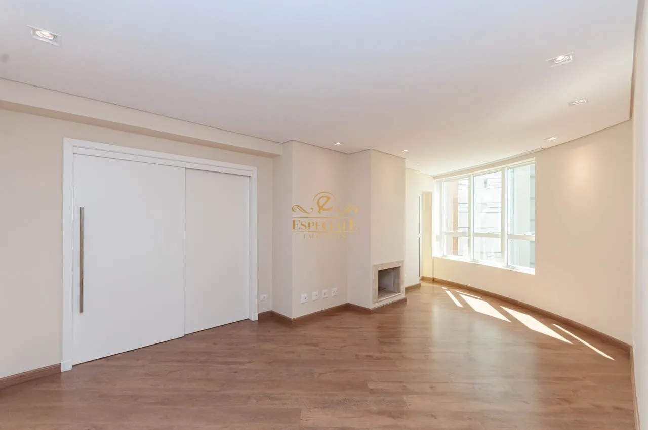 4-bedroom apartment with 2 suites, 331 m² — photo 18