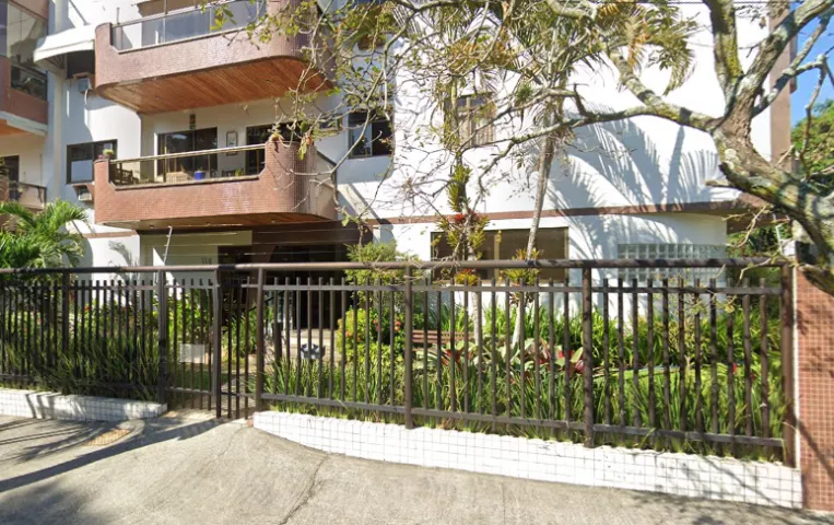 Furnished apartment, 120 m², with a park view — photo 15