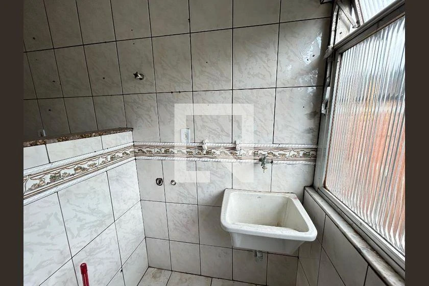 Unfurnished apartment with 2 bedrooms and gas water heater — photo 28