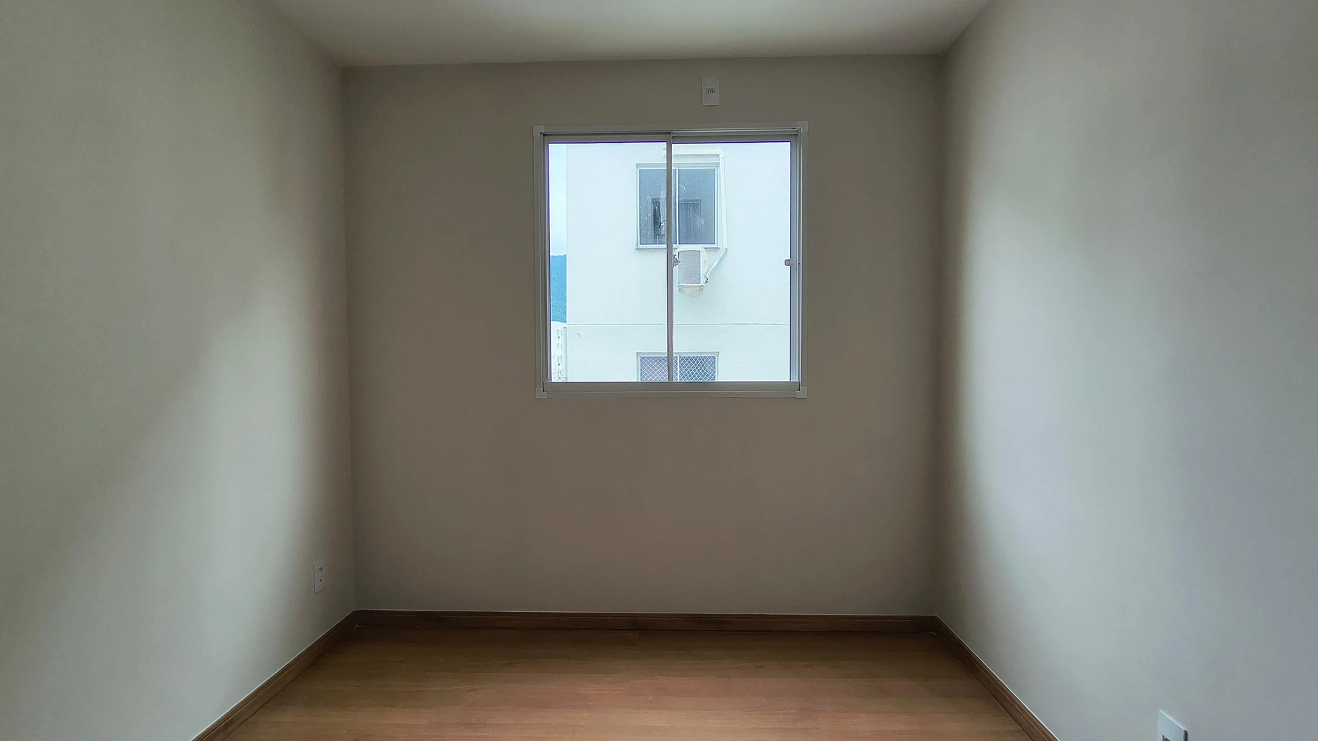 Apartamento, 44 m², com piso de madeira ou laminado — photo 13