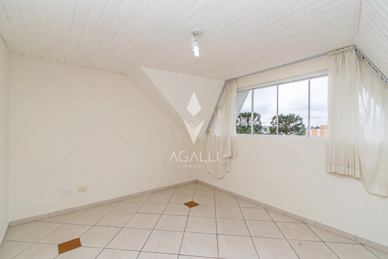 House with 4 bedrooms and 192 m², 1 parking spot — photo 35