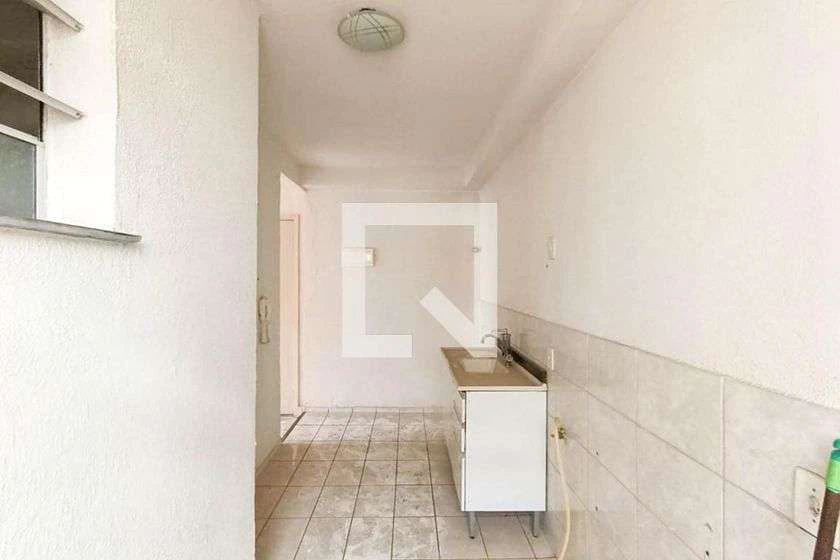 2-bedroom apartment with glass shower and 43 m² — photo 3