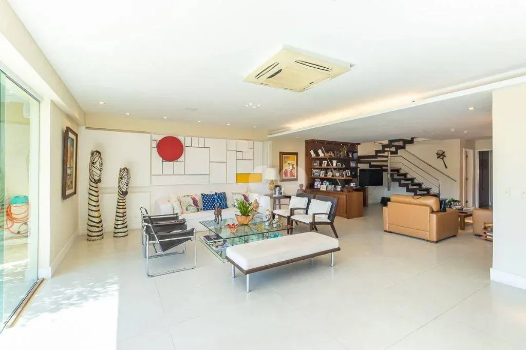 Furnished 574 m² apartment with 4 en-suite bedrooms — photo 69