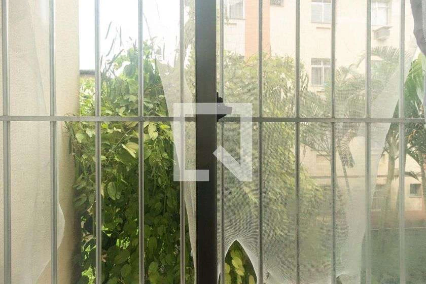 52 m² rental apartment with 2 bedrooms and a parking space — photo 4