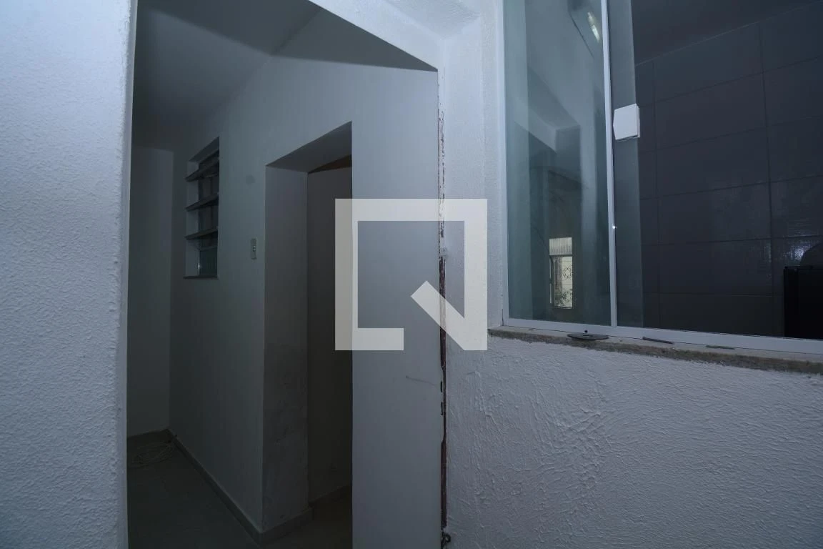 Casa sem mobília com 2 quartos, 1 banheiro e vaga — photo 45