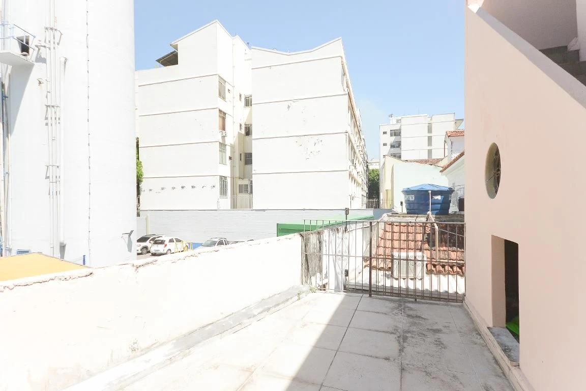 House for rent with 5 bedrooms and 2 bathrooms — photo 30